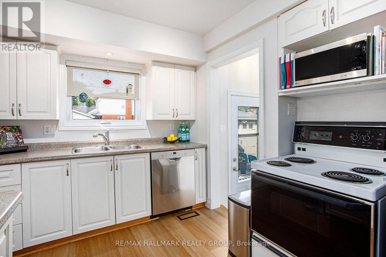 28828284/2088-bangor-street/elmvale-acresurbandale/ottawa/ontario/K1G2X7_11