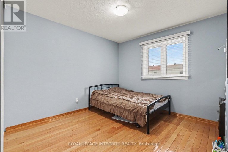 29683606/2103-gardenway-drive/fallingbrookgardenway-south/ottawa/ontario/K4A3K2_22