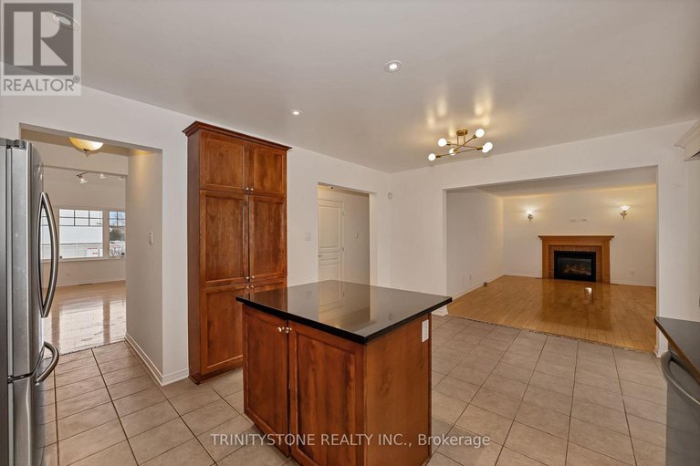 29259564/145-arrowwood-drive/stittsville-south/ottawa/ontario/K2S2G3_17