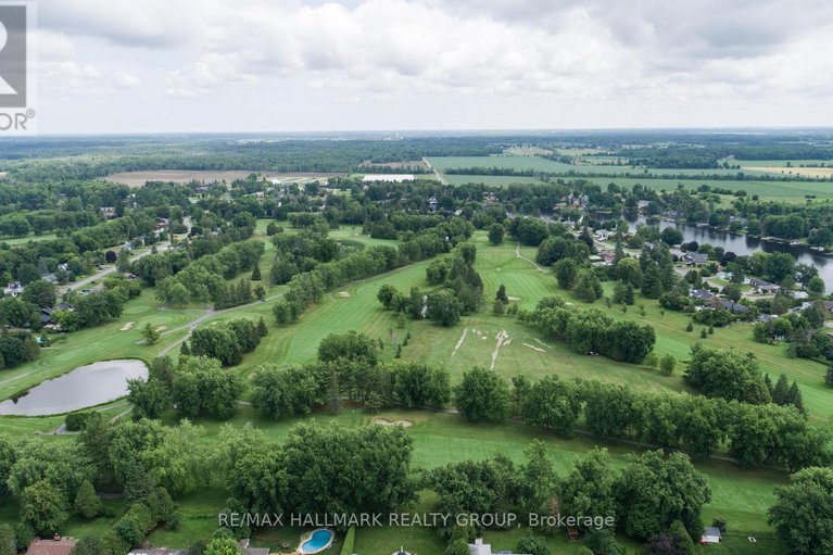 28588248/1307-fairway-drive/manotick-east-to-manotick-station/ottawa/ontario/K4M1B3_38