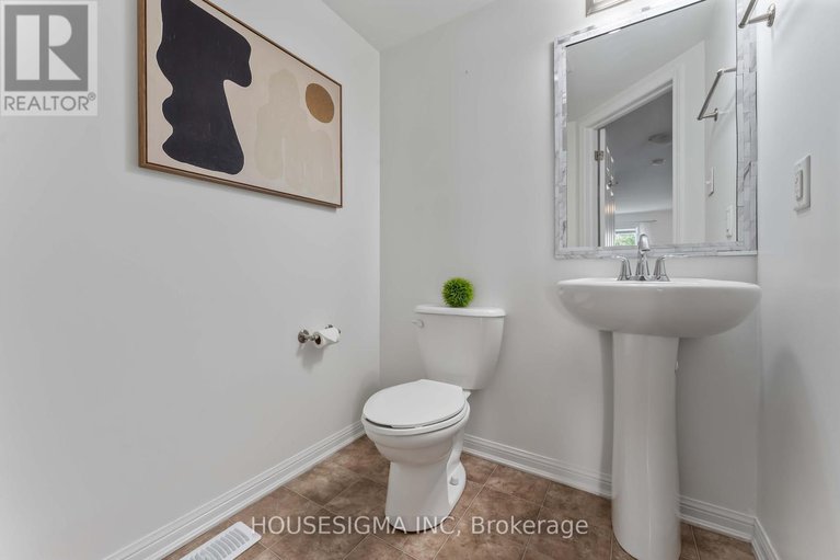 28698306/758-sanibel-private/westcliffe-estates/ottawa/ontario/K2H0A8_20