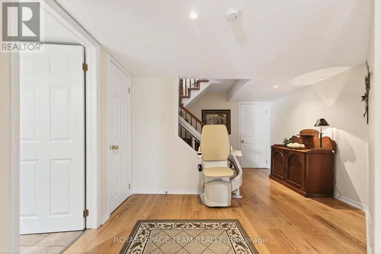 29439110/12-partridge-drive/bridlewood/ottawa/ontario/K2M2P6_33