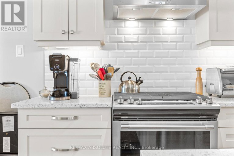 29038837/19-elmer-west-street/almonte/mississippi-mills/ontario/K0A1A0_8