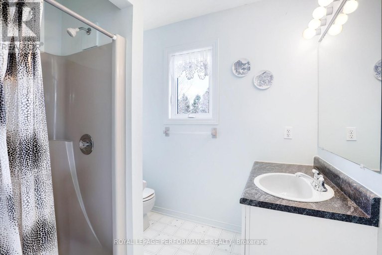 29658263/108-felton-crescent/russell-twp/russell/ontario/K4R1E5_21