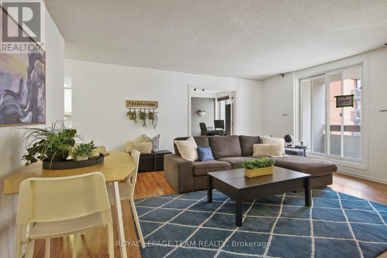 28399342/701-141-somerset-street-w/ottawa-centregolden-triangle/ottawa/ontario/K2P2H1_22