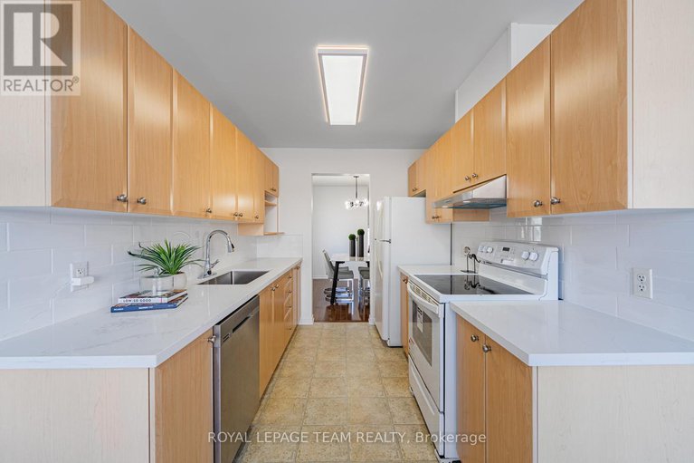 29363921/313-bryarton-street/chapel-hill/ottawa/ontario/K1C7R5_14