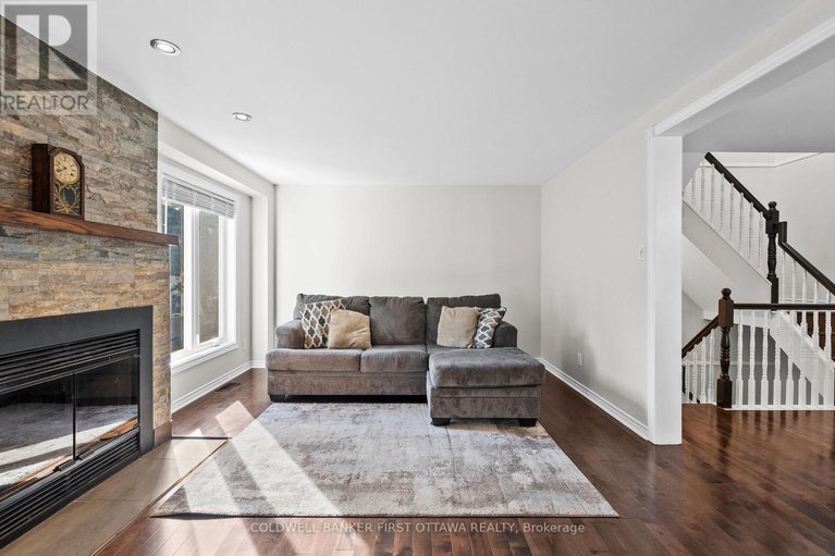 28994506/16-wrenwood-crescent/centrepointe/ottawa/ontario/K2G5V4_17