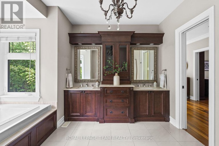 28682471/5811-longhearth-way/manotick-east-to-manotick-station/ottawa/ontario/K4M1M2_23
