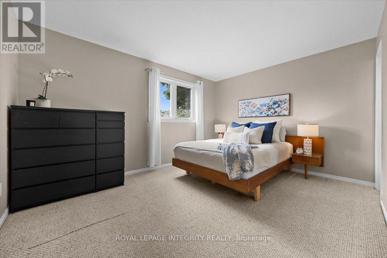 28813112/3759-autumnwood-street/emerald-woodssawmill-creek/ottawa/ontario/K1T2G7_25