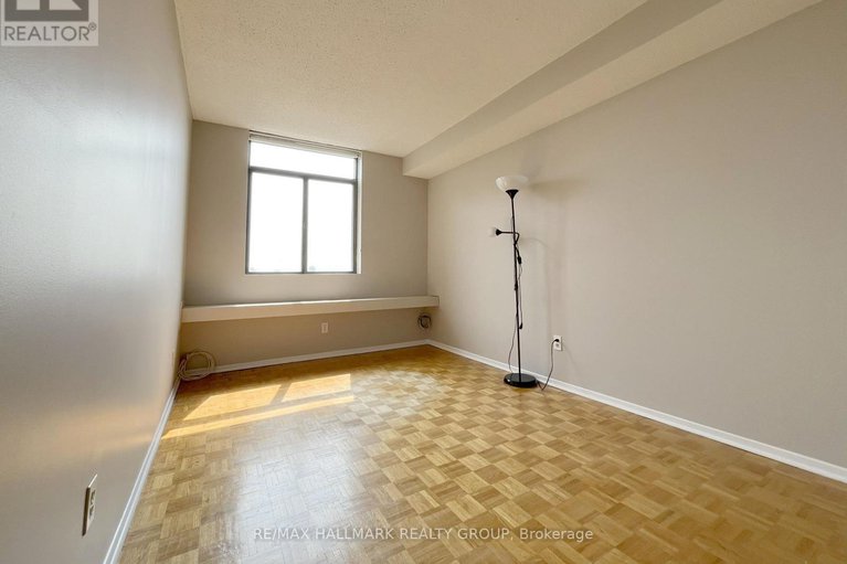 28555722/1210-2871-richmond-road/queensway-terrace-north/ottawa/ontario/K2B8M5_20