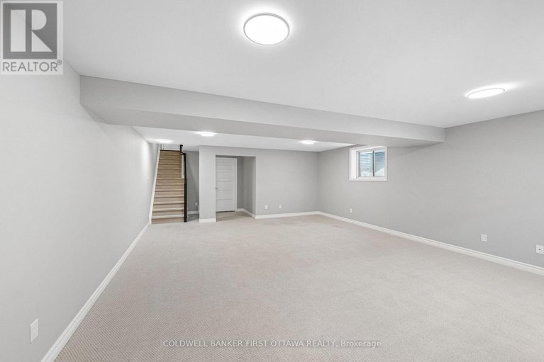 29384560/426-warmstone-drive/stittsville-north/ottawa/ontario/K2S0W2_33