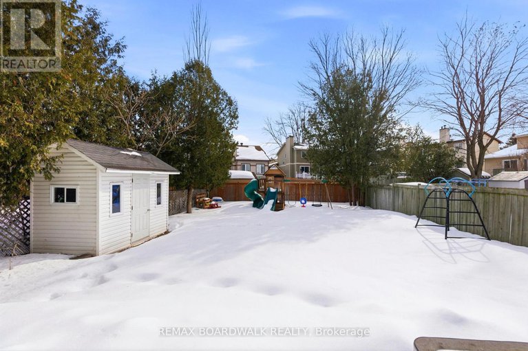 29434005/49-liston-crescent/katimavik/ottawa/ontario/K2L2W3_37