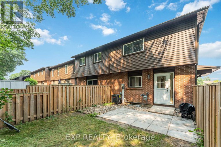 28913721/91-3190-stockton-drive/blossom-parkkemp-parkfindlay-creek/ottawa/ontario/K1T1S1_27