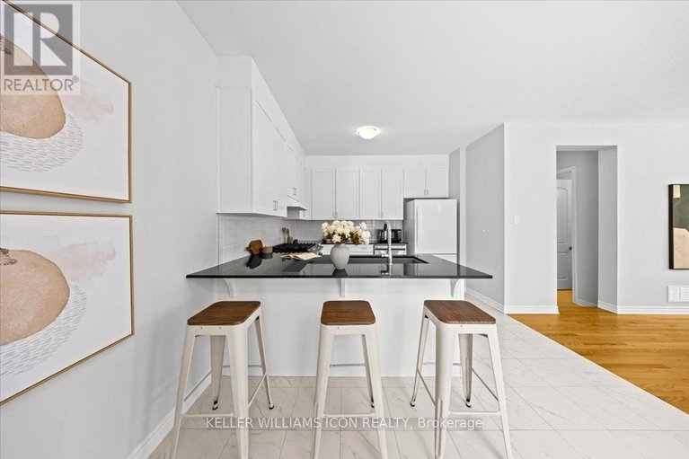 29247024/550-sturnidae-street/half-moon-bay/ottawa/ontario/K2J6X1_16