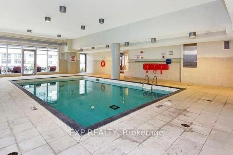28986693/2308-195-besserer-street/sandy-hill/ottawa/ontario/K1N7J6_13