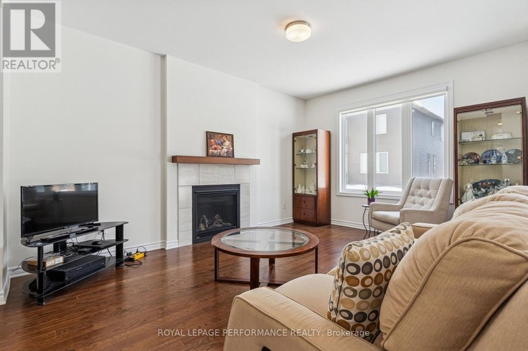 29542563/845-snap-hook-crescent/half-moon-bay/ottawa/ontario/K2J6V7_12