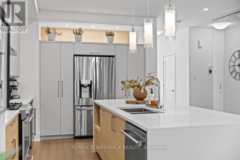 29360290/255-avondale-avenue/westborohampton-park/ottawa/ontario/K1Z7G7_8