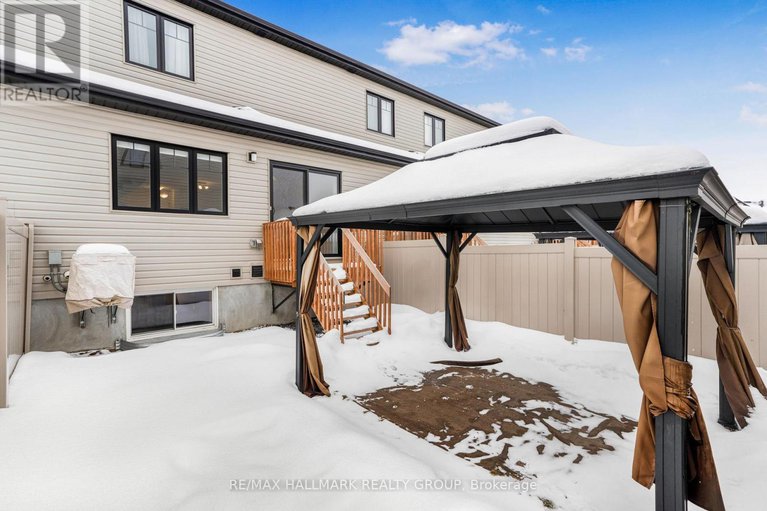 29237591/242-dion-avenue/town-of-rockland/clarence-rockland/ontario/K4K0M3_27