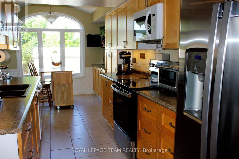 28754448/19-locheland-crescent/barrhaven-east/ottawa/ontario/K2G6H2_12