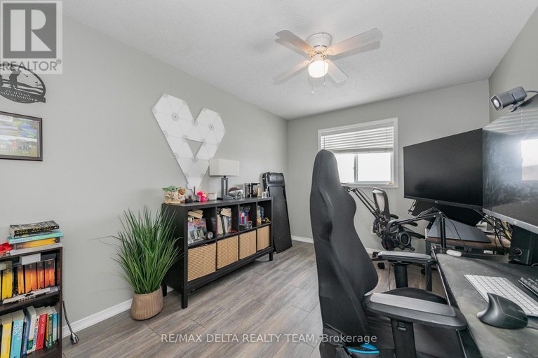 29426645/152-ludlowe-street/fallingbrookgardenway-south/ottawa/ontario/K4A5C7_21