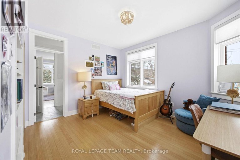 29616442/483-golden-avenue/mckellarhighland/ottawa/ontario/K2A2E4_15