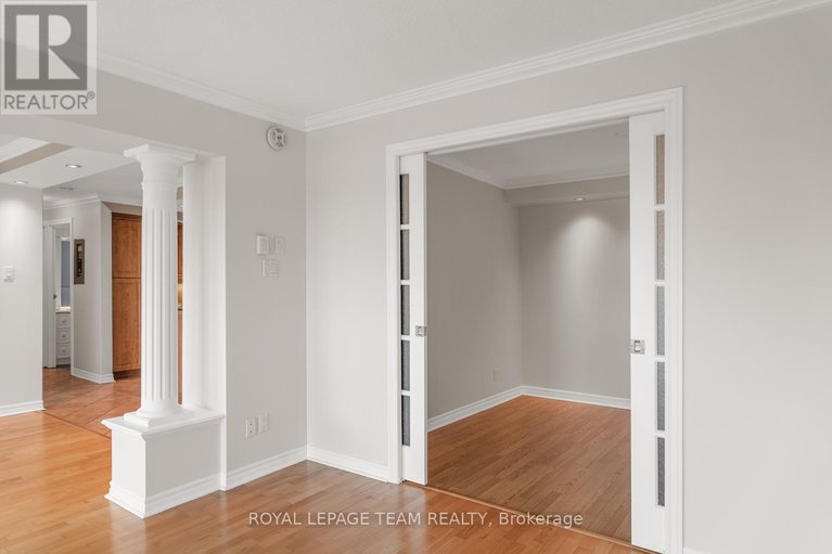 28417377/1508-40-landry-street/vanier/ottawa/ontario/K1L8K4_19