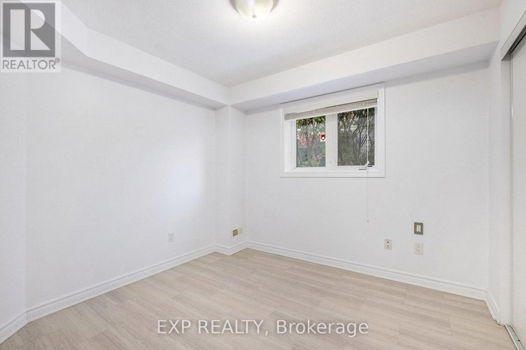 29224792/2-305-cresthaven-drive/barrhaven-east/ottawa/ontario/K2G4R5_12