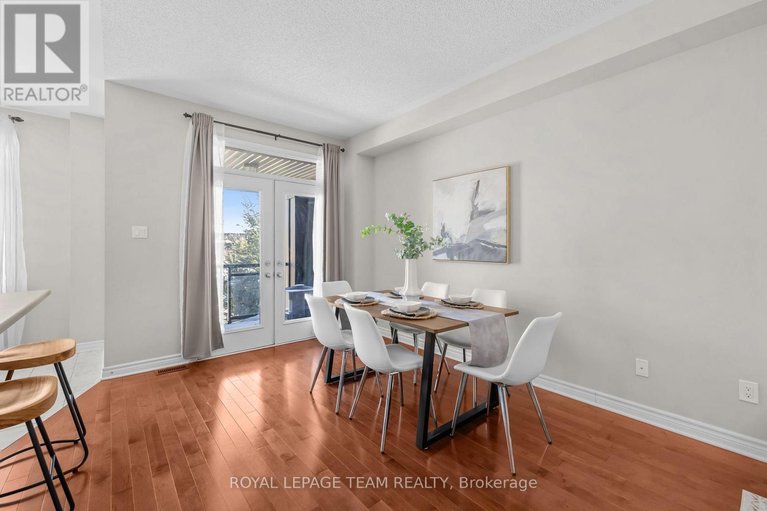 29563472/92-stockholm-private/riverside-southgloucester-glen/ottawa/ontario/K4M0G9_17