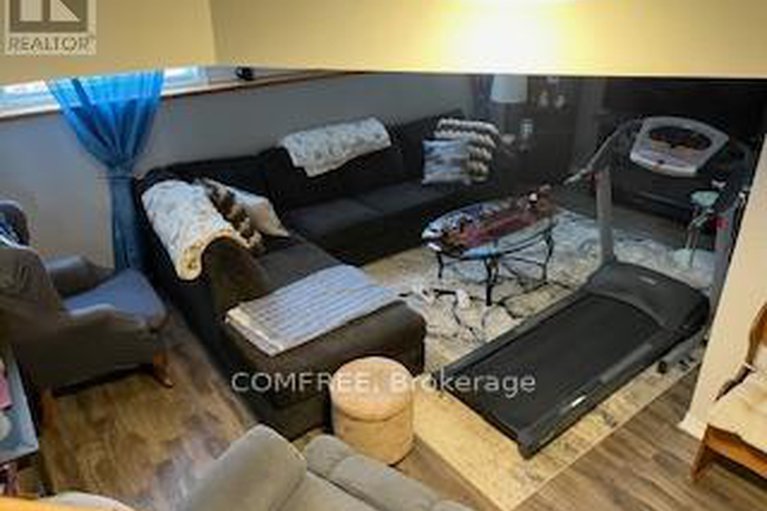 28325914/54-albert-street/embrun/russell/ontario/K0A1W0_12