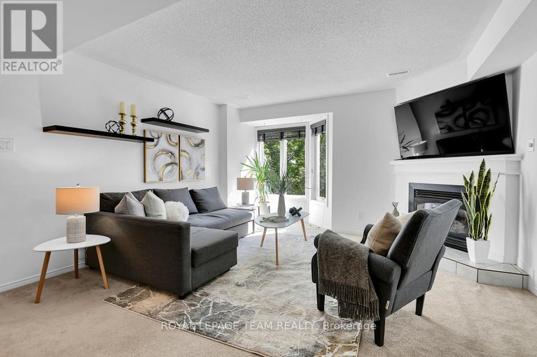 28933670/299-nepean-street/ottawa-centre/ottawa/ontario/K1R5G2_4