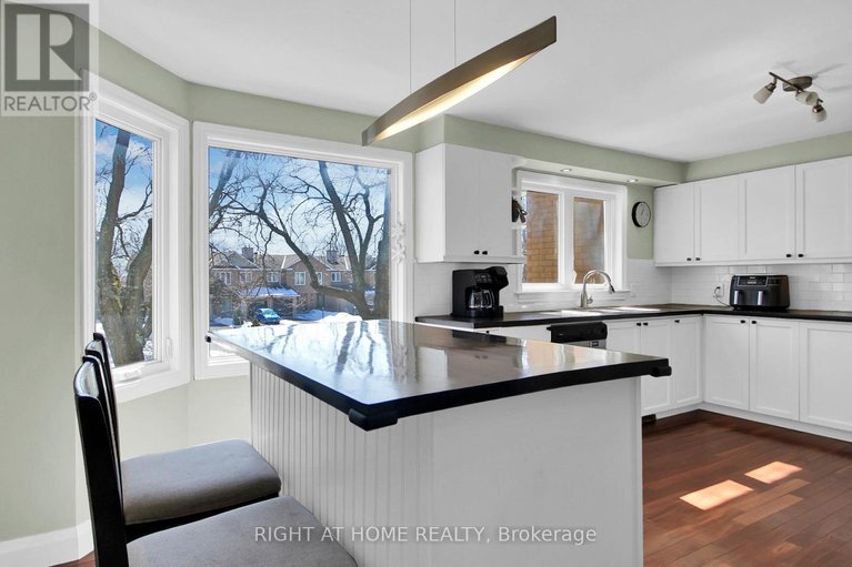 29540923/kenmare-pl-34-kenmare-place/cedargrovefraserdale/ottawa/ontario/K2J3L9_16