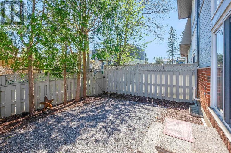 29658569/43-3205-uplands-drive-ne/hunt-club/ottawa/ontario/K1V9T3_35