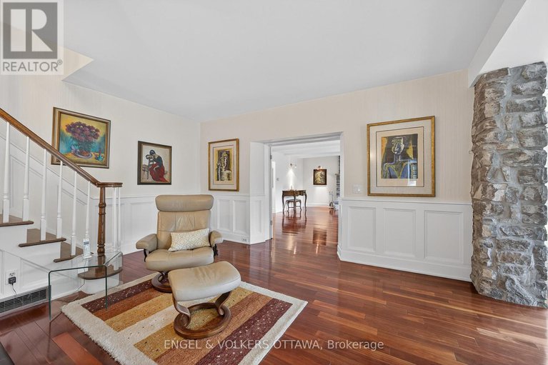28738761/233-strathburn-street/almonte/mississippi-mills/ontario/K0A1A0_17