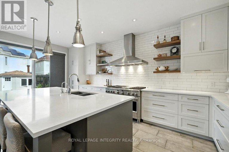28804578/106-trail-side-circle/springridgeeast-village/ottawa/ontario/K4A5A9_13