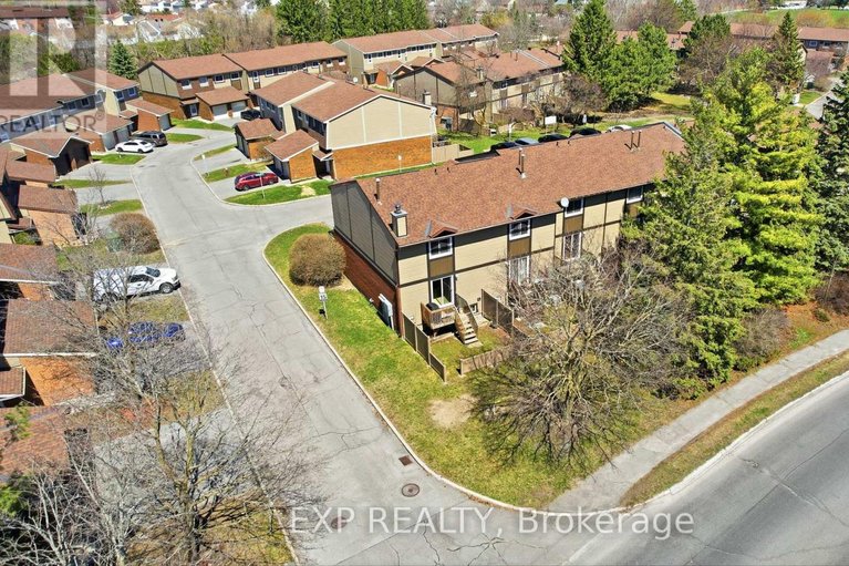 29663235/8-322-robillard-private/hunt-club-parkgreenboro/ottawa/ontario/K1T2V8_42