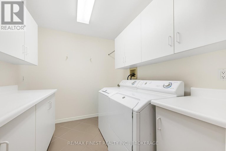 28682071/5-111-echo-drive/ottawa-east/ottawa/ontario/K1S5K8_24