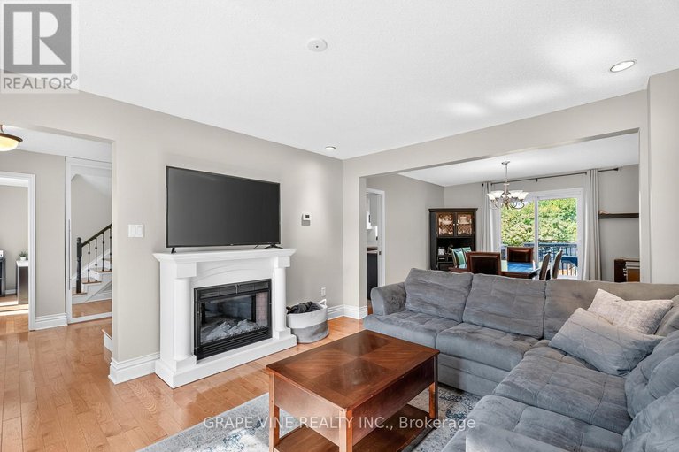 28888059/1366-cornfield-crescent/greely/ottawa/ontario/K4P1E6_9