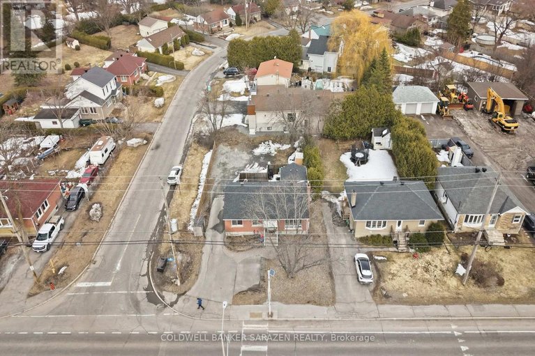 29554876/911-blair-road/cardinal-heights/ottawa/ontario/K1J7M8_38