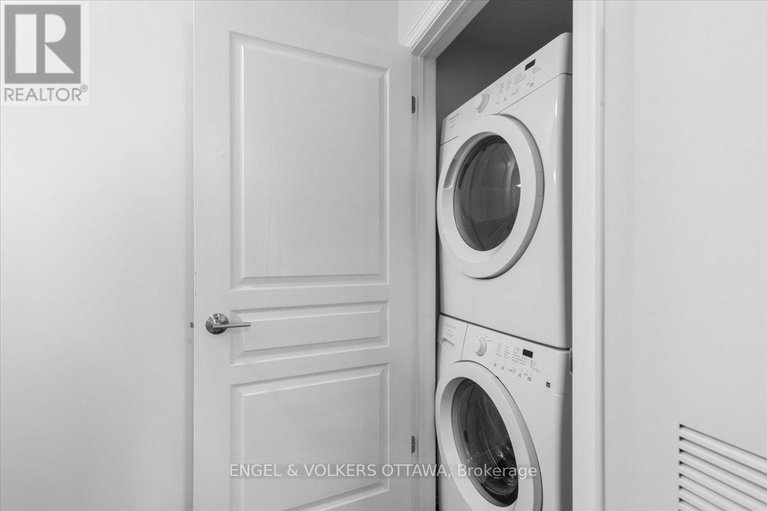 29384408/213-238-besserer-street/sandy-hill/ottawa/ontario/K1N6B1_20