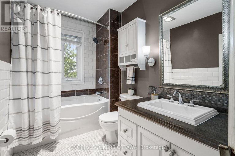 28880147/2-lower-charlotte-street/lower-town/ottawa/ontario/K1N8K1_36
