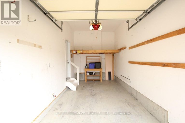 29612921/361-glenbrae-avenue/morgans-grantsouth-march/ottawa/ontario/K2W0C2_27