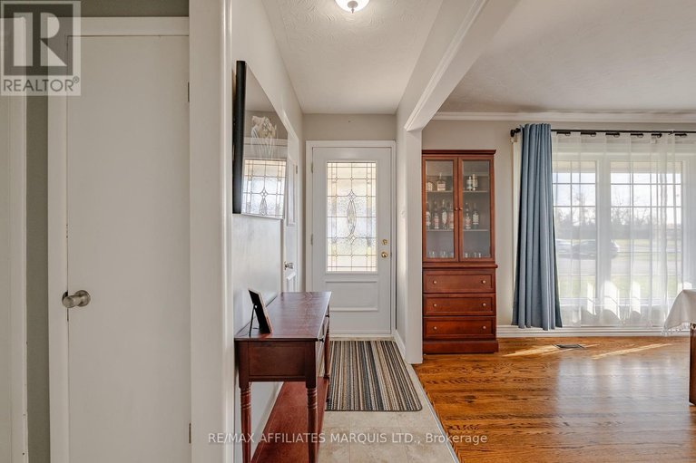 29588946/7-farran-drive/ingleside/south-stormont/ontario/K0C1M0_6