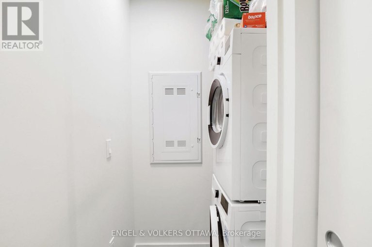 29369215/308-135-barrette-street/vanier/ottawa/ontario/K1L7Z9_21