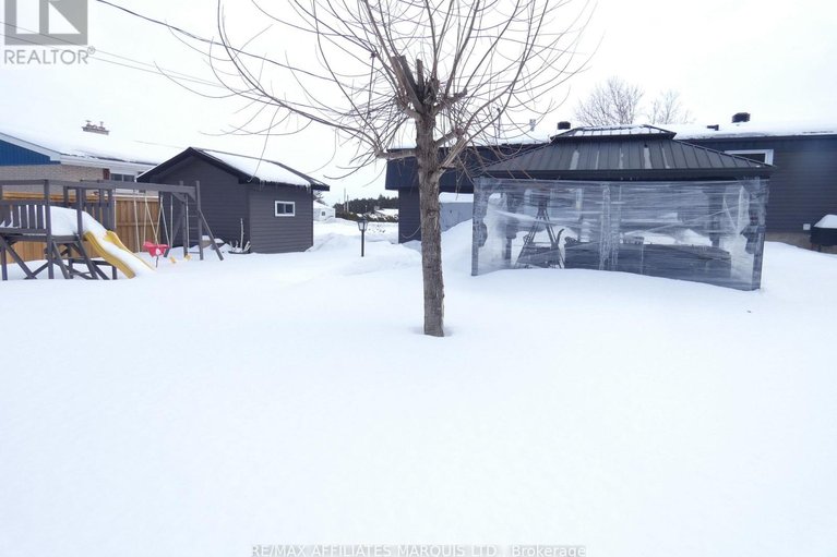 29417748/20391-park-crescent/south-glengarry-charlottenburgh-twp/south-glengarry/ontario/K0C1L0_28