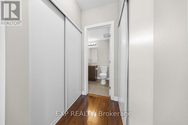 29426375/118-429-kent-street/ottawa-centre/ottawa/ontario/K2P1B5_12