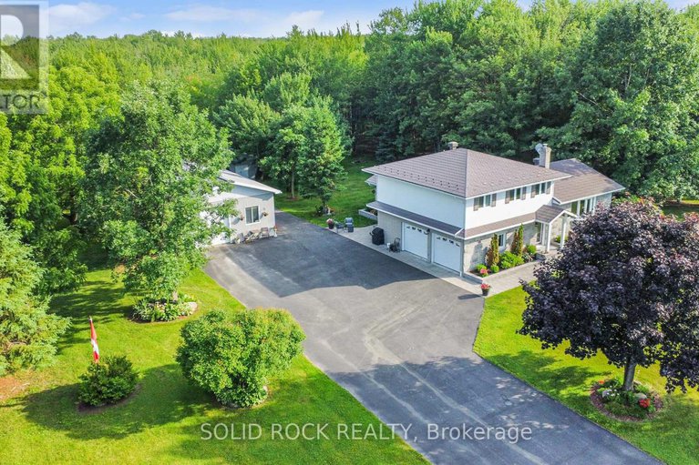 28943108/2278-russland-road-e/russell-twp/russell/ontario/K0A3H0_1