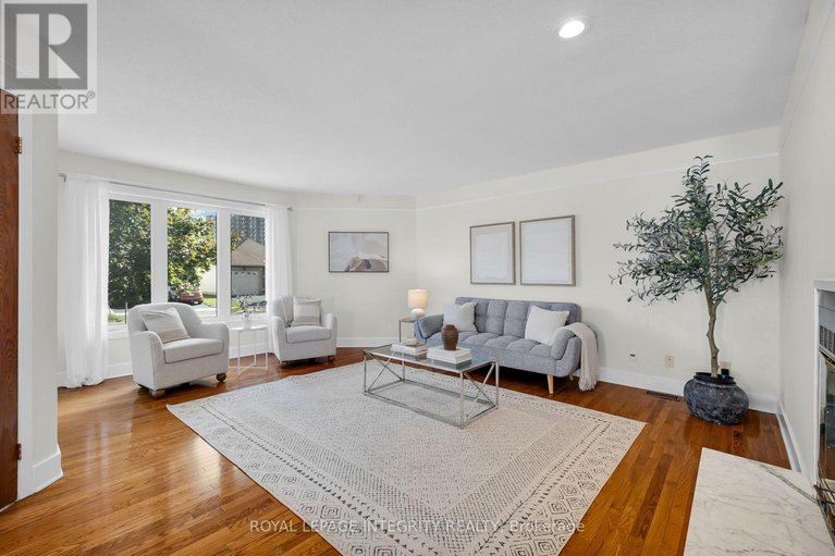 28882325/1979-jasper-avenue/ellwood/ottawa/ontario/K1V0X9_5