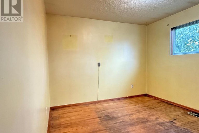 29085138/2527-needham-crescent/brookfield-gardens/ottawa/ontario/K1V6K1_22