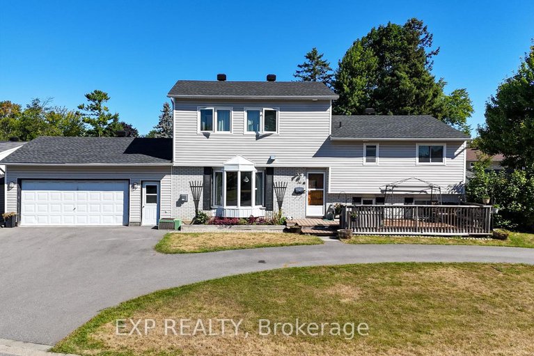 28800612/36-keewatin-crescent/borden-farmstewart-farmcarleton-heightsparkwood-hills/ottawa/ontario/K2E6Z1_1