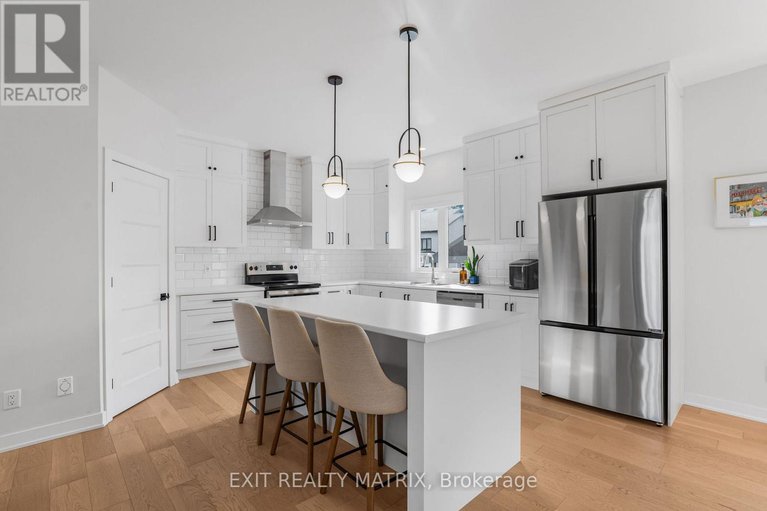 29406766/1144-avignon-street/embrun/russell/ontario/K0A1W0_7